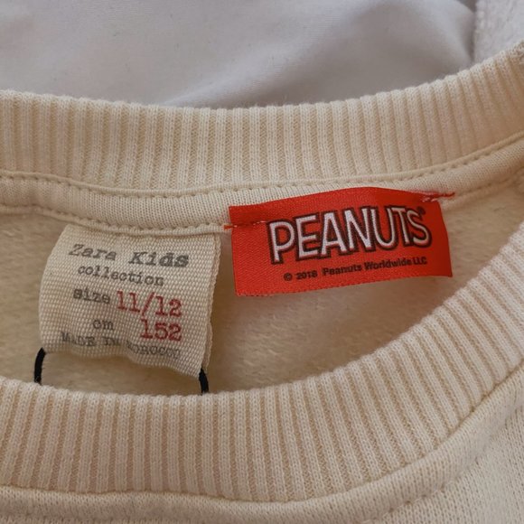 NEW Peanuts soft crewneck with reversible sequins! - Picture 6 of 6